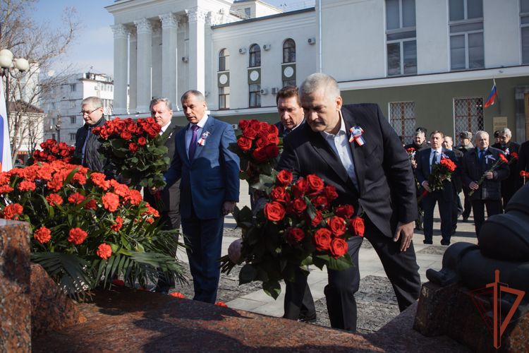 Росгвардейцы приняли участие в мероприятии по случаю годовщины воссоединения Крыма с Россией