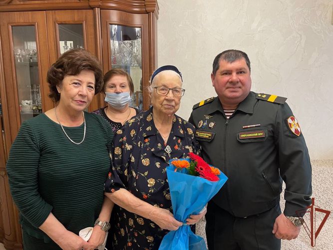 С праздником весны поздравили женщин в Северо-Кавказском округе Росгвардии 