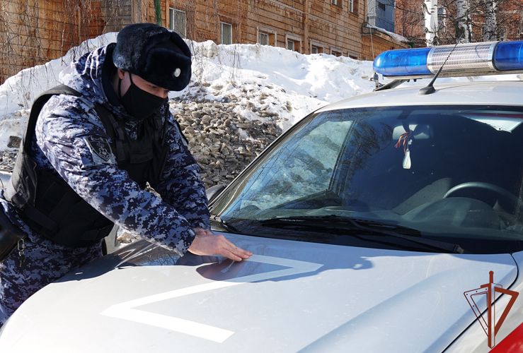 Кировские росгвардейцы поддержали акцию "Своих не бросаем"