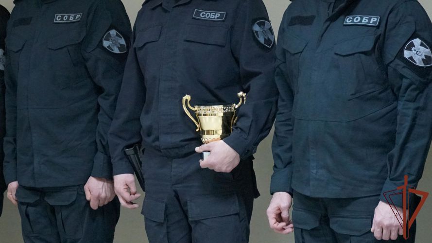 Кировский СОБР Росгвардии отпраздновал годовщину образования