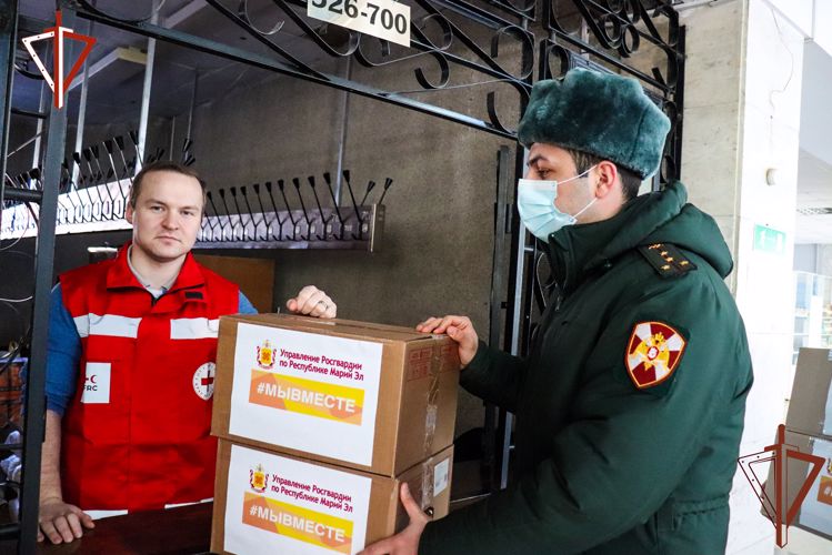 Росгвардейцы из Йошкар-Олы организовали сбор гуманитарной помощи беженцам