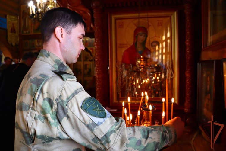 Росгвардейцы Сибирского округа участвуют в  акции «Своих не бросаем»