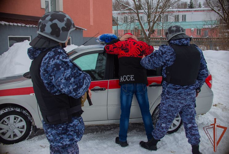 Росгвардейцы задержали в Пензе подозреваемого в умышленном причинении вреда здоровью