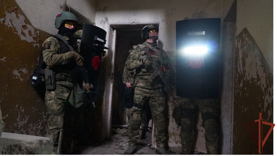 Псковский СОБР «Гепард» Росгвардии отметил 29-летие
