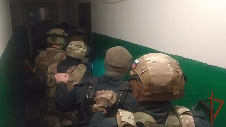 При содействии СОБР «Агат» Росгвардии задержан пензенец, который вымогал деньги у своей знакомой