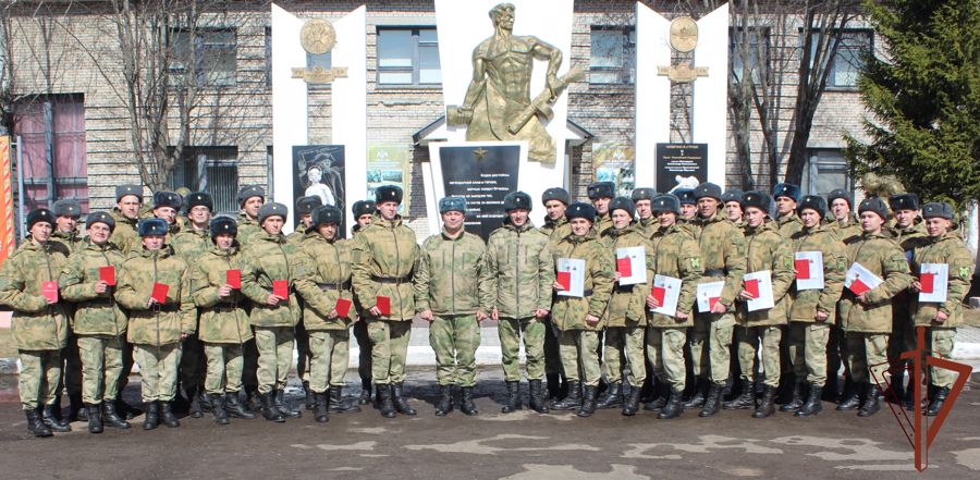 В центре подготовки личного состава Северо-Западного округа Росгвардии состоялся выпуск специалистов