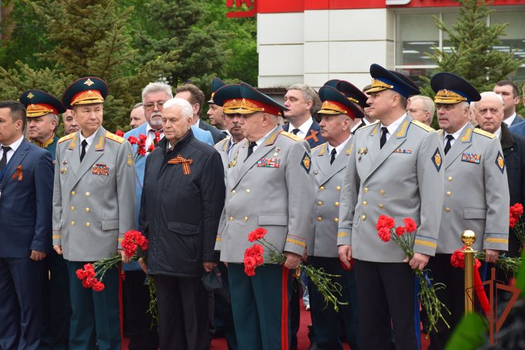 Представители Росгвардии приняли участие в открытии мемориала погибшим военным контрразведчикам в Ростове-на-Дону 