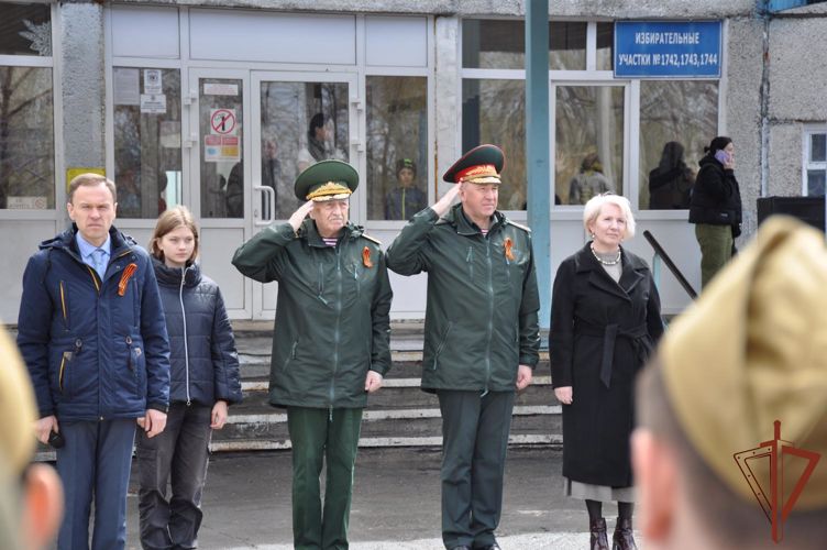 Патриотические мероприятия ко Дню Победы проводит Росгвардия на Урале (видео)