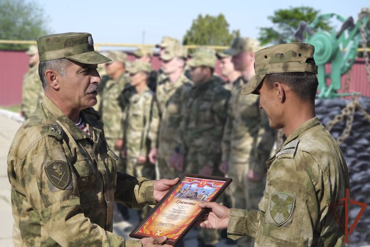 Личный состав сводного инженерно-саперного взвода Северо-Кавказского округа Росгвардии завершил выполнение задач в составе ОГВ(с)