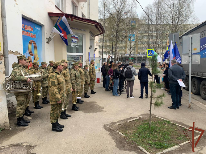 В Сыктывкаре военнослужащие Росгвардии приняли участие в отправке гуманитарной помощи жителям Донбасса