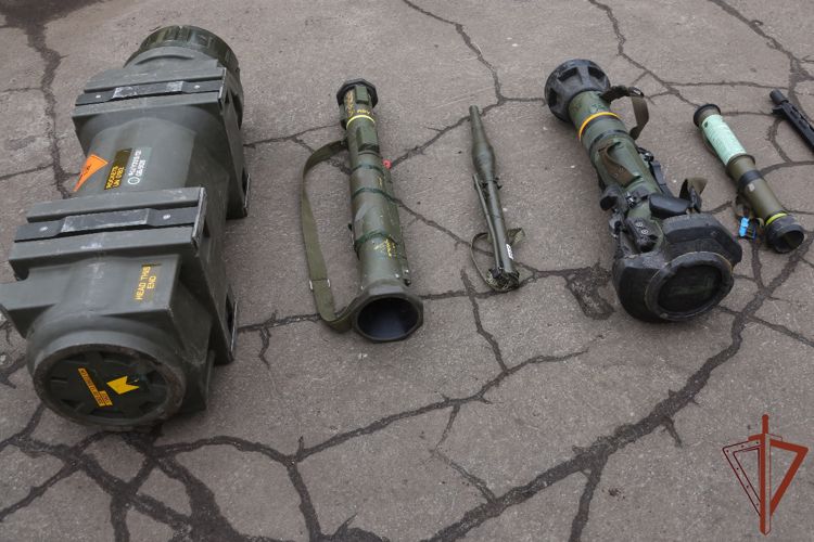 Росгвардейцы изъяли у националистов вооружение иностранного производства
