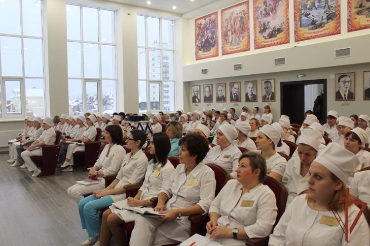 Чествования медицинских работников проходят в Уральском округе Росгвардии накануне их профессионального праздника  