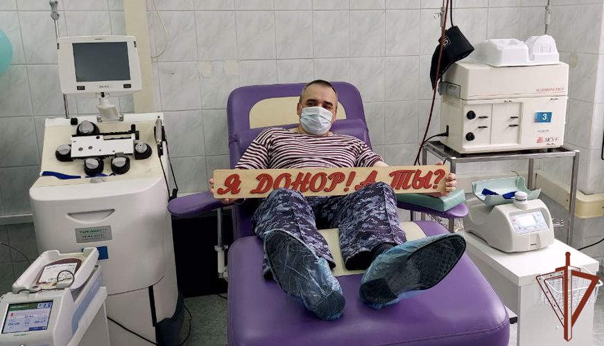 Росгвардейцы приняли участие в донорской акции в Калининграде