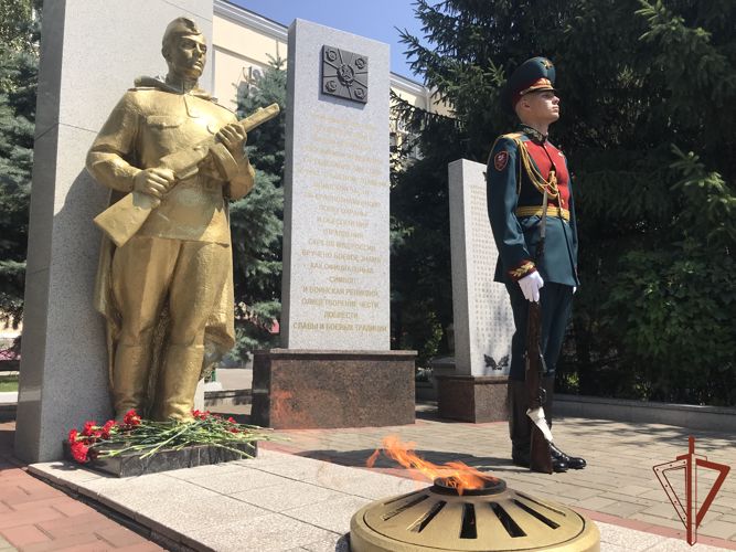 Дань памяти защитникам Родины отдали росгвардейцы юга России