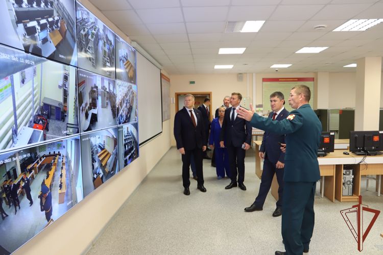 В Перми курсанты Пермского военного института Росгвардии приняли военную присягу