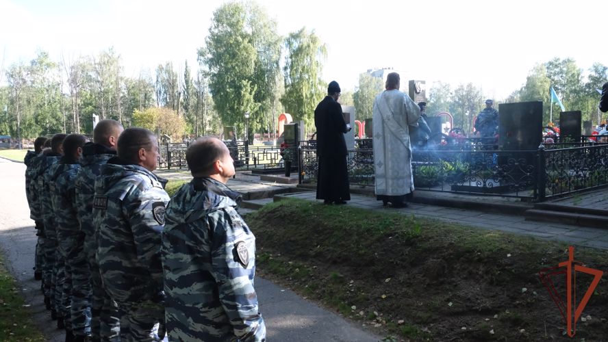 В Ярославле почтили память погибших бойцов ОМОН