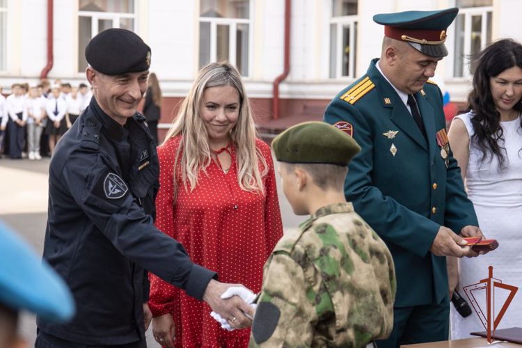 Кадетский класс Росгвардии открыт на Урале (видео)