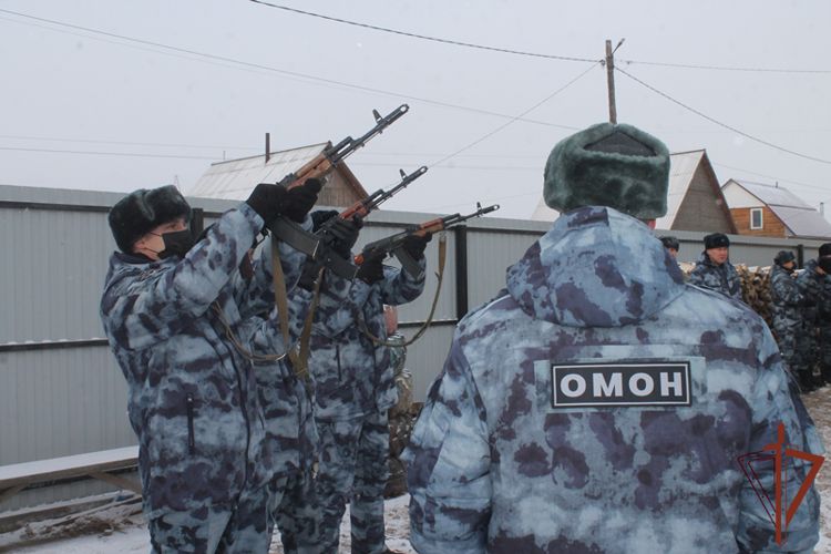 Память погибшего бойца ОМОН Росгвардии увековечена в Бурятии 