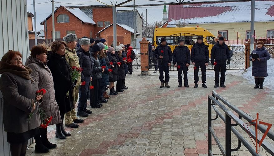 Памятный митинг в честь Героя России состоялся в Тюменской области