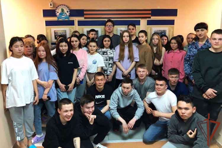 В Уральском округе Росгвардии прошли памятные мероприятия по случаю 80-летия победы в Сталинградской битве