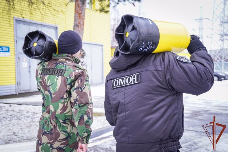 В Ленинградской области прошёл сбор с водолазами Северо-Западного округа Росгвардии