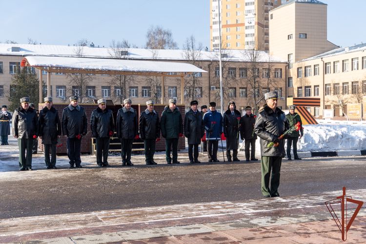В Центральном округе Росгвардии отметили День защитника Отечества