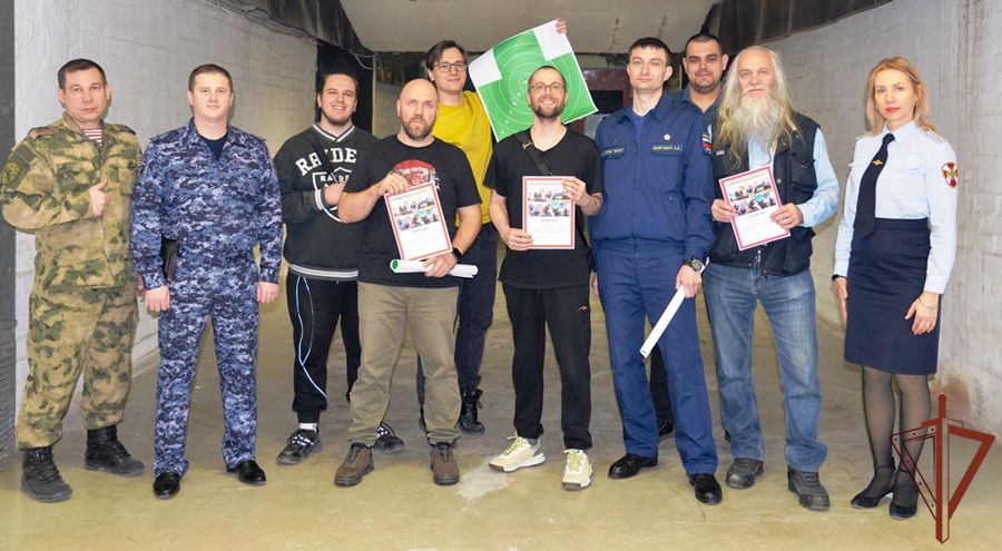 Росгвардейцы приняли участие в патриотических мероприятиях в преддверии Дня защитника Отечества на Урале