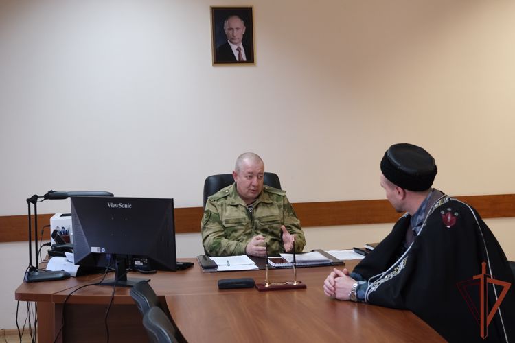 Рабочая встреча с представителем мусульманского духовенства состоялась в Хабаровске