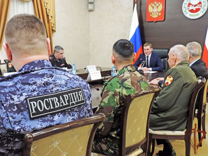 Росгвардейцам-участникам спецоперации вручены госнаграды в Хакасии