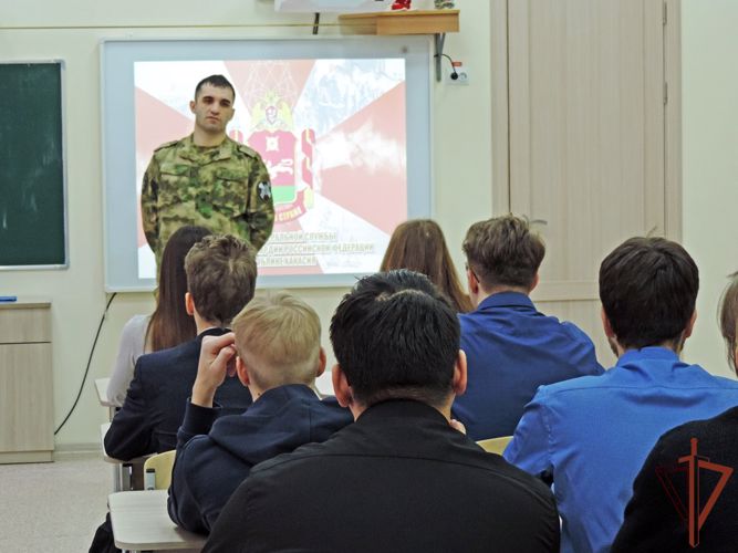 Росгвардейцы проводят патриотические мероприятия для подрастающего поколения в Сибири