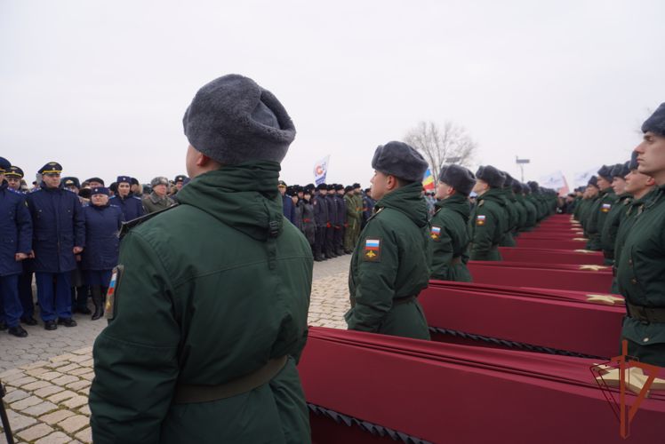 В Волгограде  росгвардейцы приняли участие в церемонии перезахоронения погибших красноармейцев