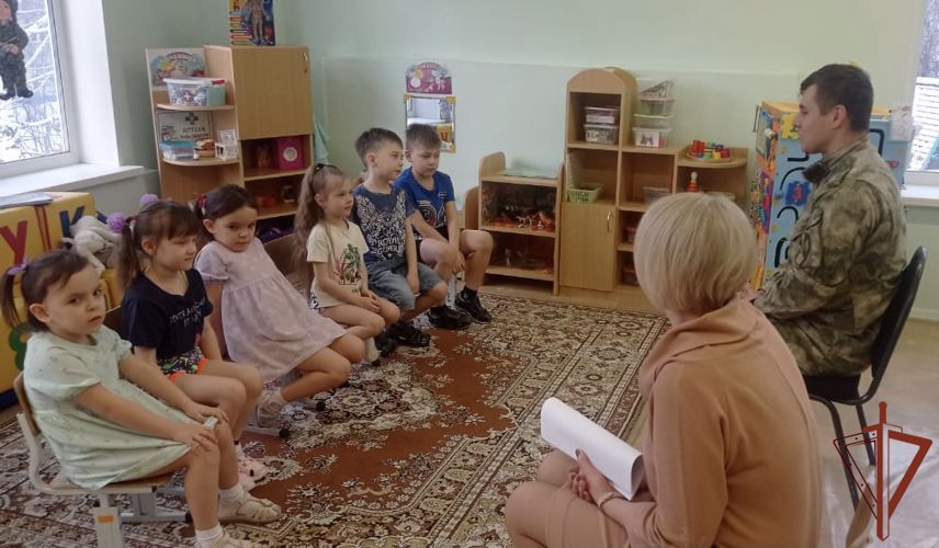 В Уральском округе Росгвардии продолжаются мероприятия, приуроченные к Дню защитников Отечества