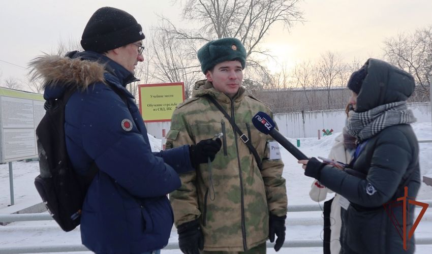 В кинологическом центре Уральского округа Росгвардии организован пресс-тур для тюменских журналистов