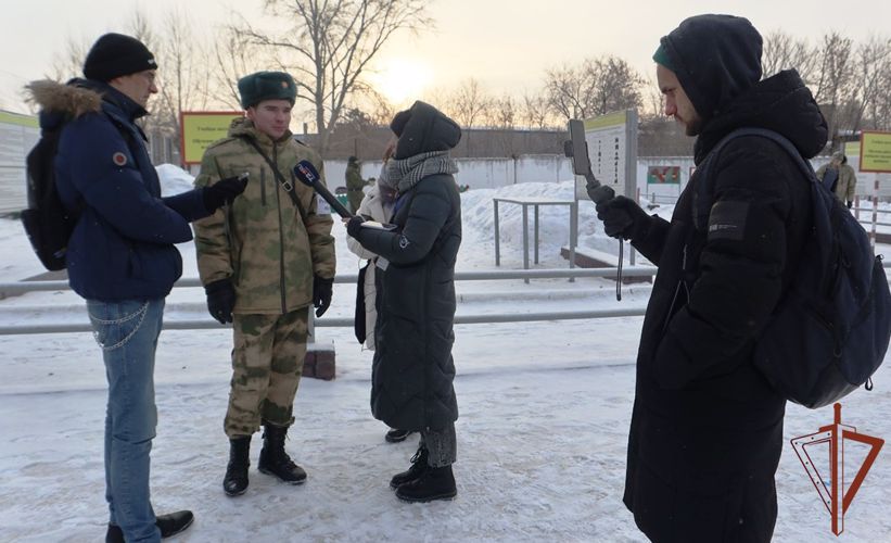 В кинологическом центре Уральского округа Росгвардии организован пресс-тур для тюменских журналистов