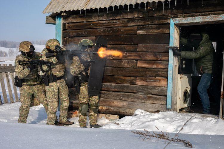 Тренировки СОБР «Тулпар»