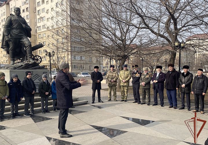 В Чеченской Республике военнослужащие ОГВ(с) приняли участие в памятном мероприятии