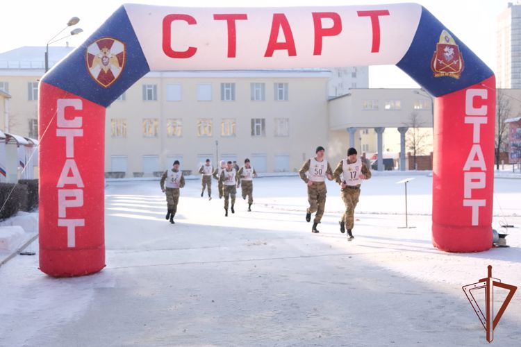 В Уральском округе Росгвардии стартовали сборы кандидатов на поступление в военные академии и университеты Минобороны