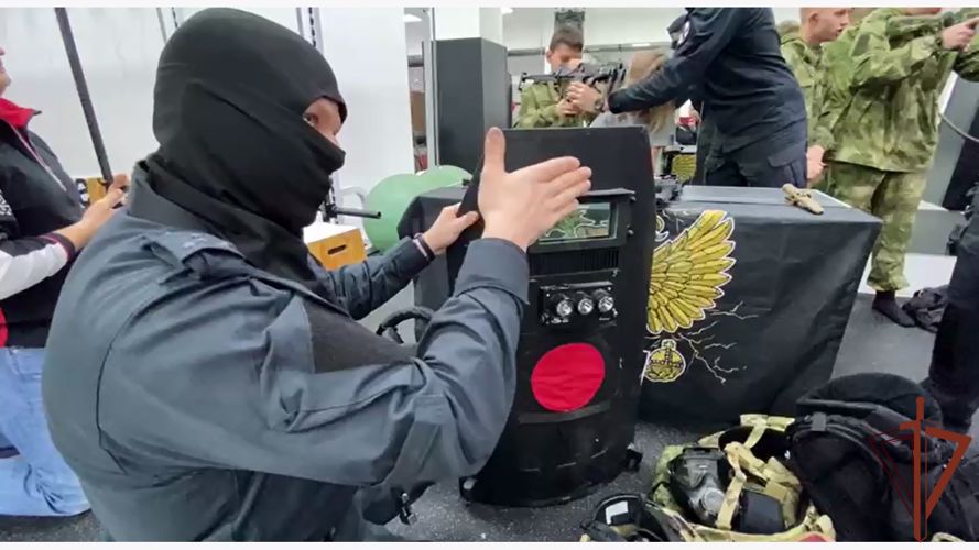 Ведомственную акцию «Неделя мужества» провели столичные росгвардейцы 