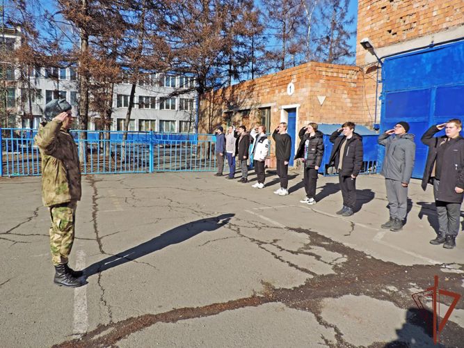 Росгвардейцы в Сибири продолжают участие в акции «Дни Росгвардии»