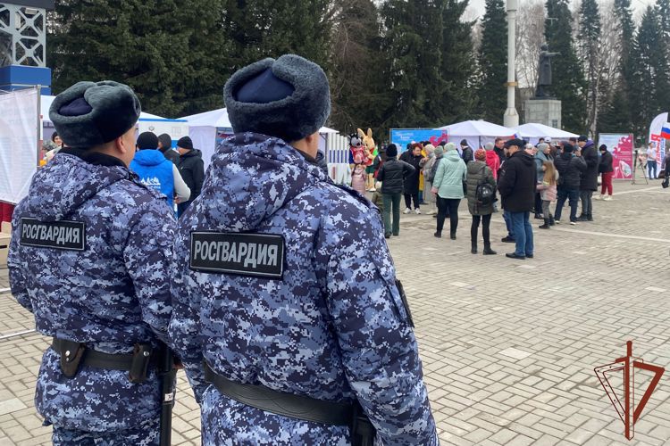 Росгвардия обеспечила безопасность мероприятий акции «Крымская весна» в Сибири