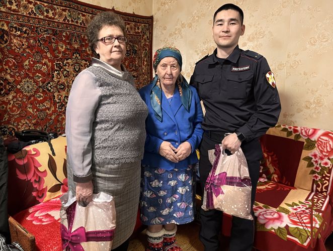 В Сибирском округе Росгвардии прошли мероприятия в преддверии Международного женского дня