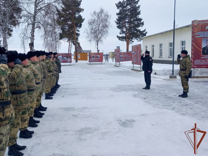 Сбор с личным составом водолазных подразделений завершился в морском отряде Уральского округа Росгвардии  