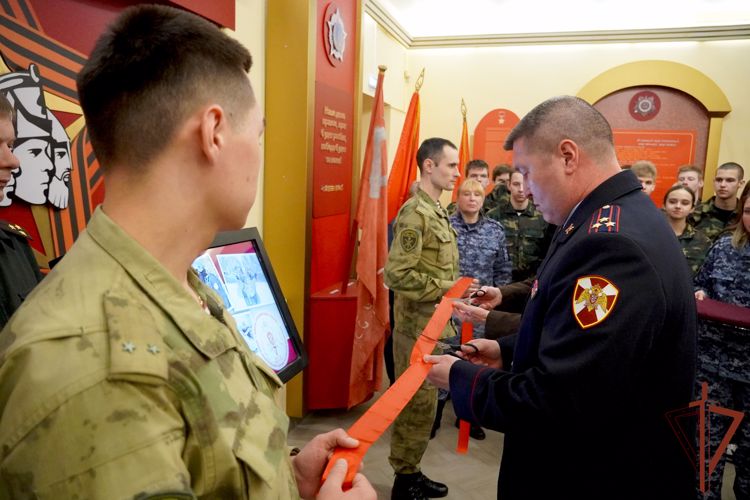 В регионах ЦФО открылись фотовыставки Росгвардии