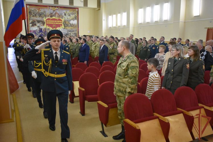  В Уральском округе Росгвардии состоялись памятные мероприятия, посвящённые Дню войск национальной гвардии  