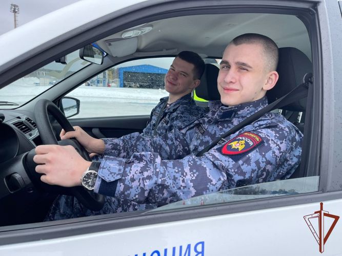 Курсанты «Гвардейской смены» стали участниками программы «Росгвардия Драйв» в Подмосковье