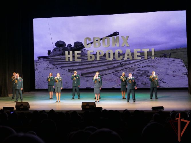 Ансамбль песни и пляски Сибирского округа Росгвардии с торжественным концертом выступил в Томске (видео)