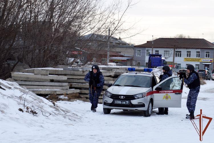 Росгвардия проводит учения в Алтайском крае