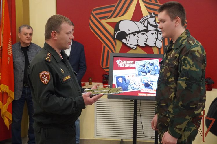 В регионах ЦФО открылись фотовыставки Росгвардии