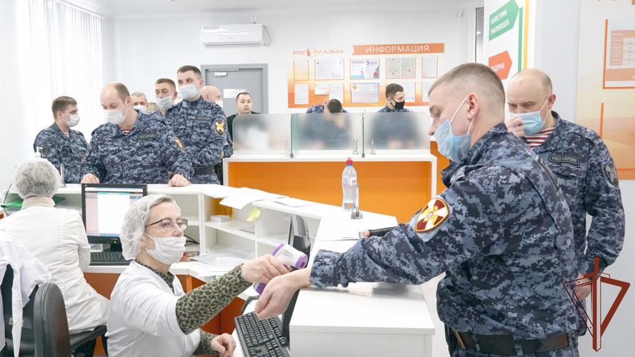 Росгвардейцы  в Кирове стали донорами плазмы крови