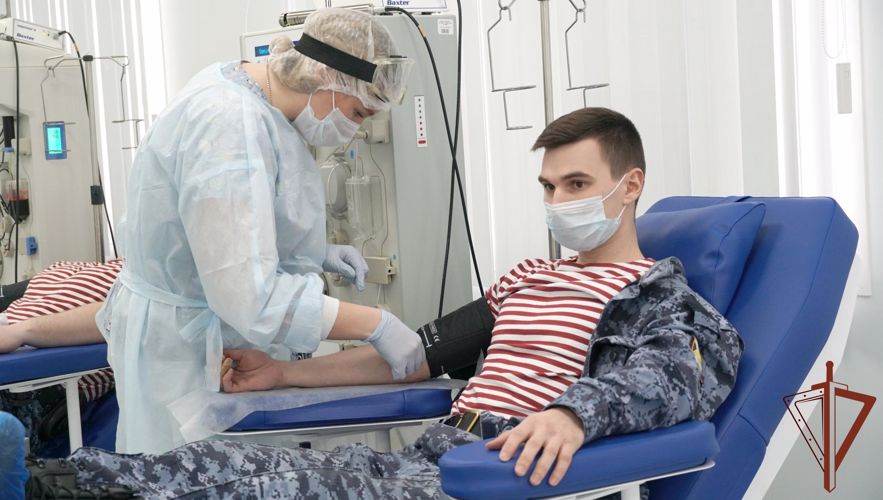 Росгвардейцы  в Кирове стали донорами плазмы крови